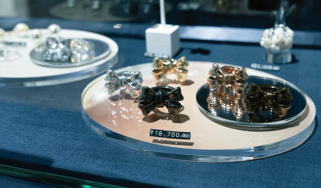 25HOLIDAY_lb_interior